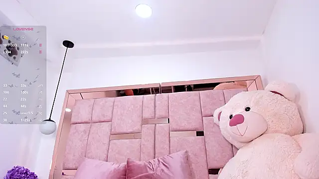 emily_daarell live sex cam