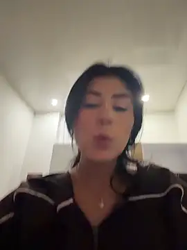 fiorella_paris live sex cam