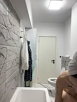 Celine_Roxelle live sex cam