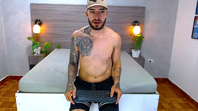 Paulina_And_Tayron's cam snapshot