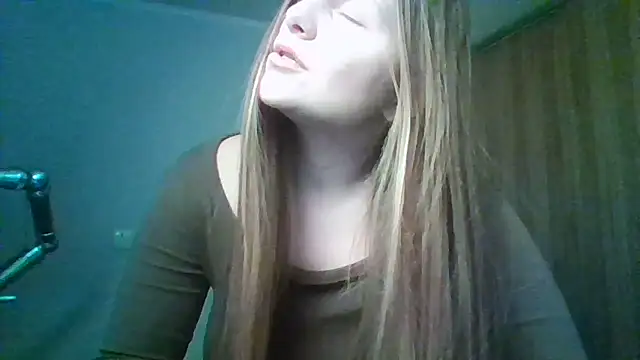 Evasapples's cam snapshot