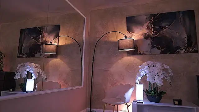 TiffanyBlaize's cam snapshot