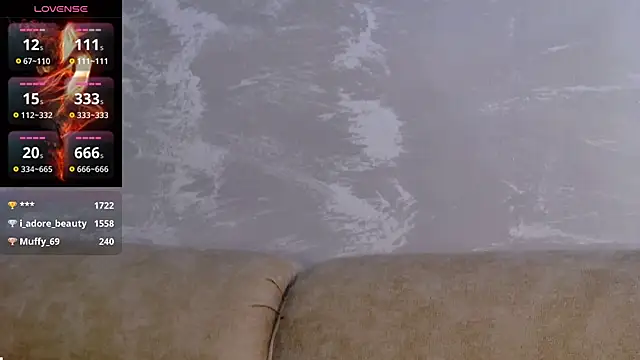 KaylaLewys's cam snapshot