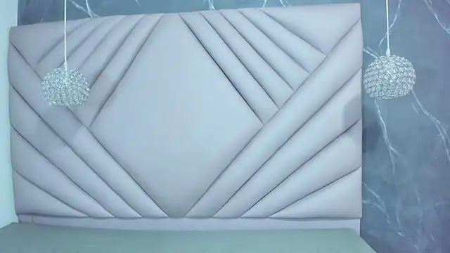 IrinaVoshh_'s cam snapshot