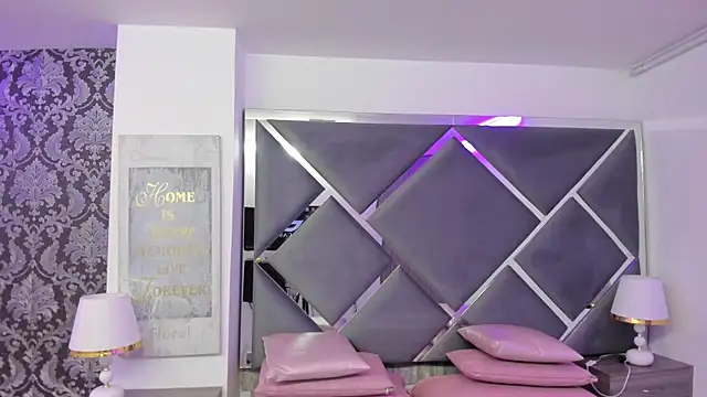 Charlotte_Myers live sex cam