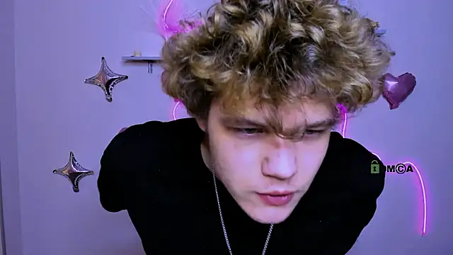 lucas_long_ live sex cam