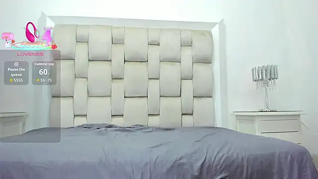 ValerieSoto's cam snapshot