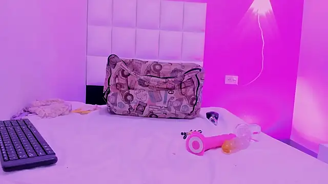 Melanny_hot69's cam snapshot