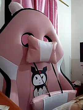 Iris_love18's cam snapshot