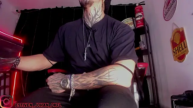 the_beast_master_ live sex cam