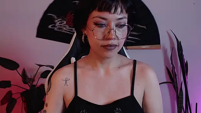 Ellyuwuw's cam snapshot