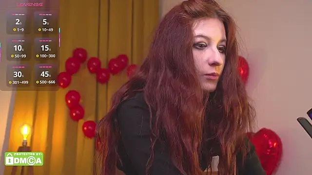 caty_cuddly live sex cam