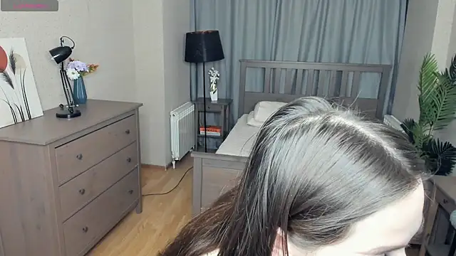 YvonneRobes's cam snapshot