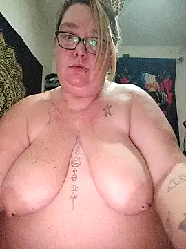 diosacurvy1984's cam snapshot