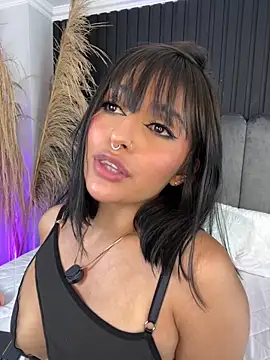 Nanda_vixen_'s cam snapshot