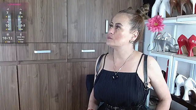 magenta_maturr live sex cam