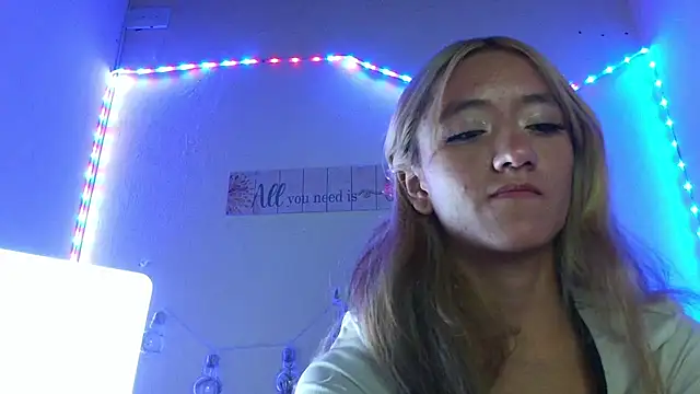 Lya1_ch live sex cam