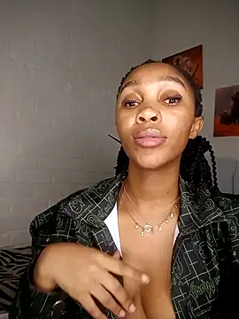 Hannah_107 live sex cam