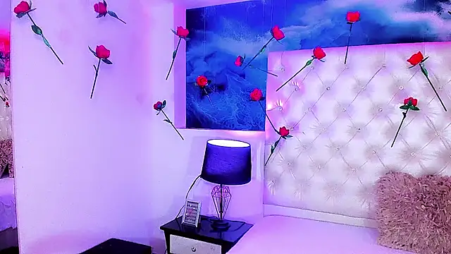 Keira_Fox31 live sex cam