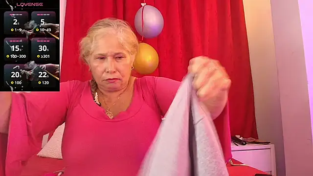 girl_amada's cam snapshot