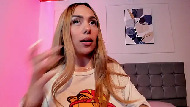 nikolevoshkie_'s cam snapshot