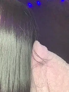 adara_muller_'s cam snapshot