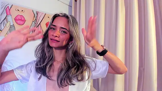 SkiinnyAna's cam snapshot