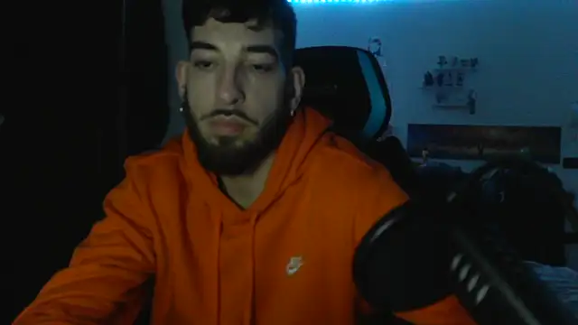 maestroboris95's cam snapshot