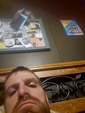 Legtrembler1 live sex cam