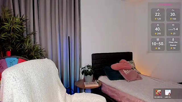 moonhelen's cam snapshot