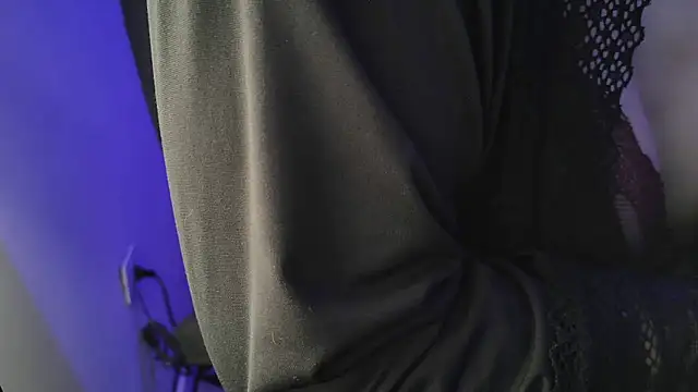 Garota_japa's cam snapshot