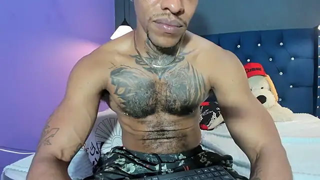 Salomon_koude live sex cam
