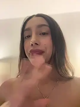 SelenaStone live sex cam