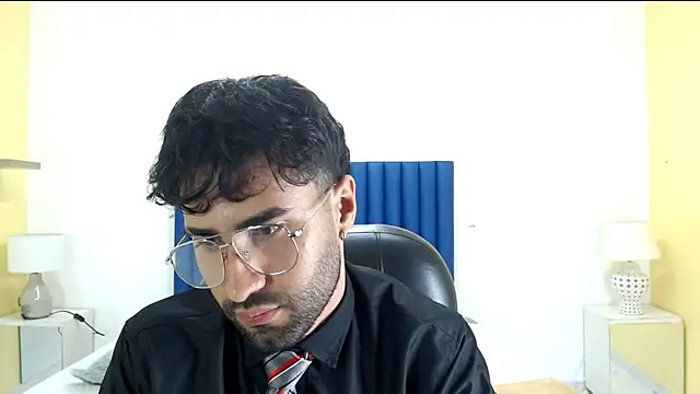 MilanZaire live sex cam