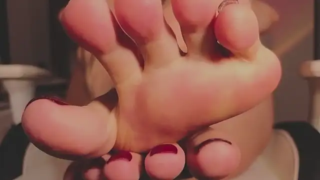 Juliette_Sunshine live sex cam