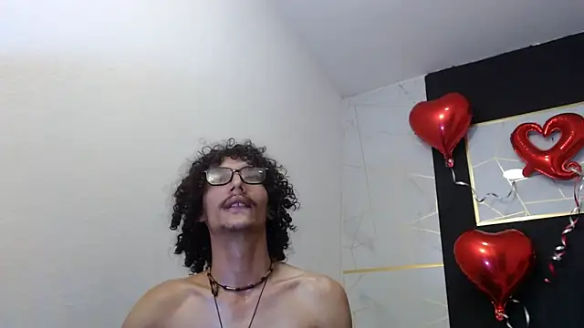 KittyStarmorbid live sex cam