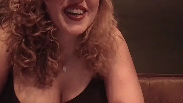 SaltyCurls's cam snapshot