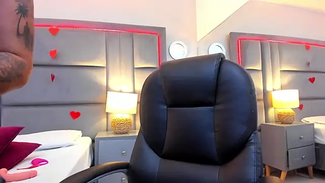 GabyMoreau's cam snapshot