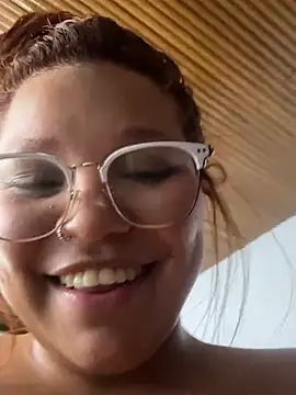 PamelaQueen_'s cam snapshot