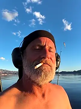 FloppyPickle4u's cam snapshot