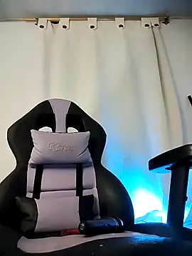 celine_bell20's cam snapshot