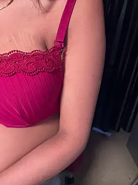 Lucky_Flora's cam snapshot