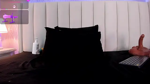 Mia-Medina's cam snapshot