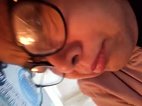 Hotestlove's cam snapshot