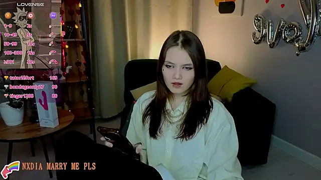 Dilara_xBaby's cam snapshot