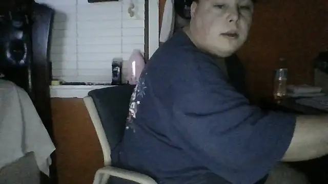 Bigdaddy25078 live sex cam