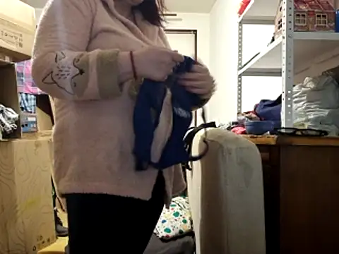 Samantha_Squirt@xh live sex cam