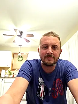 MrMechanic38 live sex cam