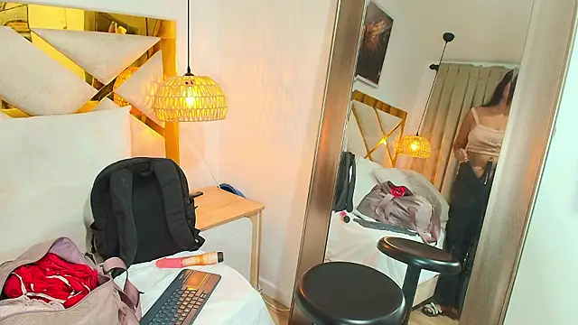 Madeline_Foxxxy's cam snapshot