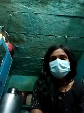 Desi_Couple_P's cam snapshot